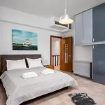 Diamanti Villa Prime Location