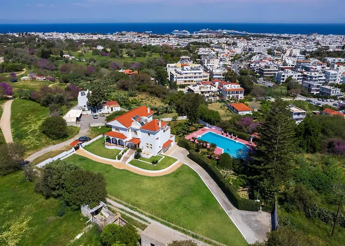 Diamanti Villa Prime Location