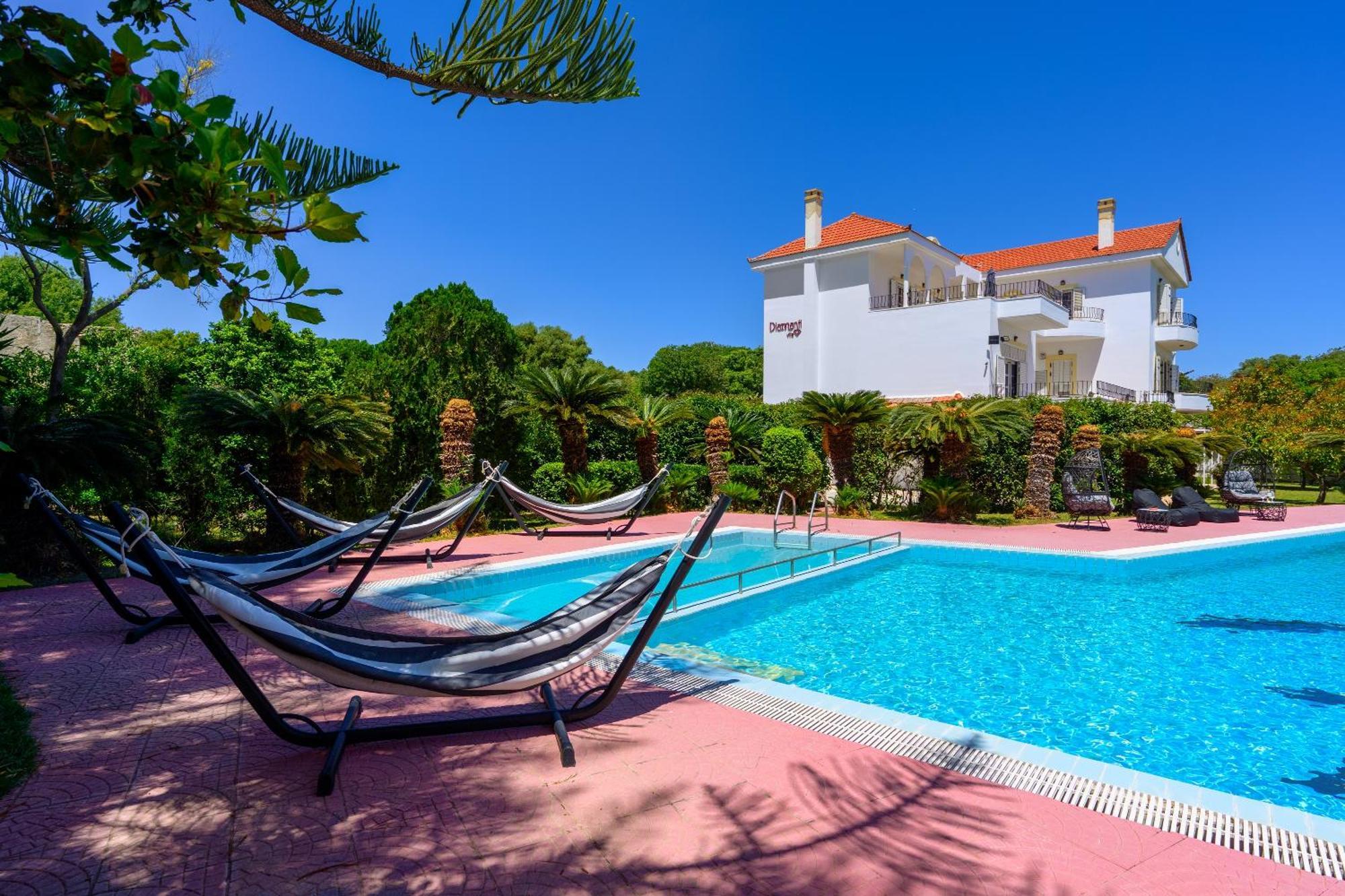 Villaer Diamanti Prime Location *